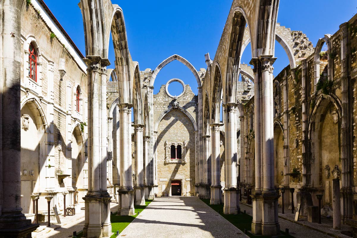 THIS LISBON CHURCH HAS BEEN OPEN TO SKY FOR MORE THAN 250 YEARS