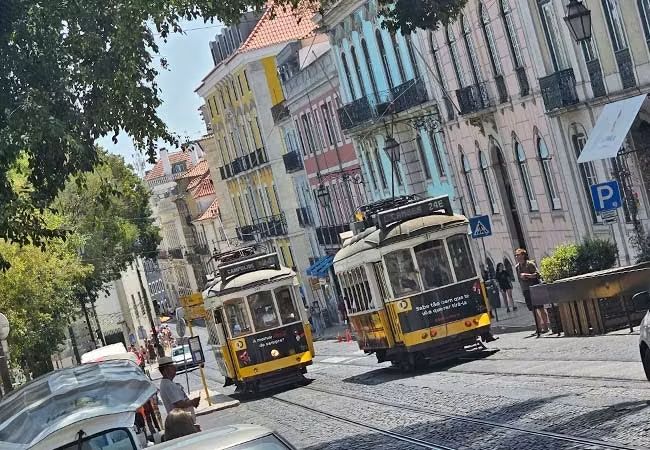 5 Scenic Trips to Try Instead of Tram 28
