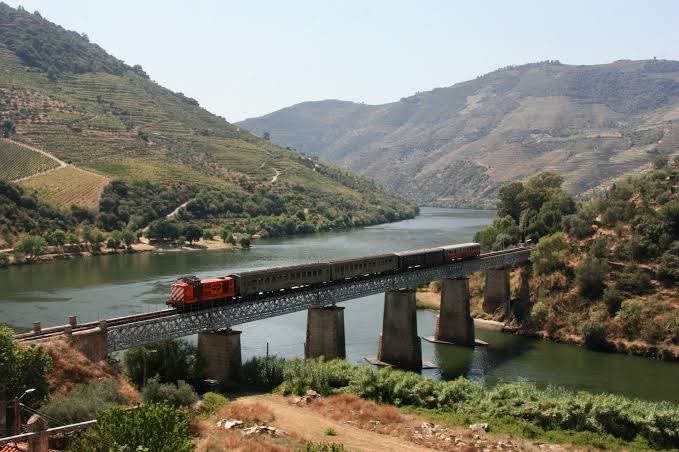 One of Portugal’s Most Beautiful Train Journeys Starts in Porto&nbsp;