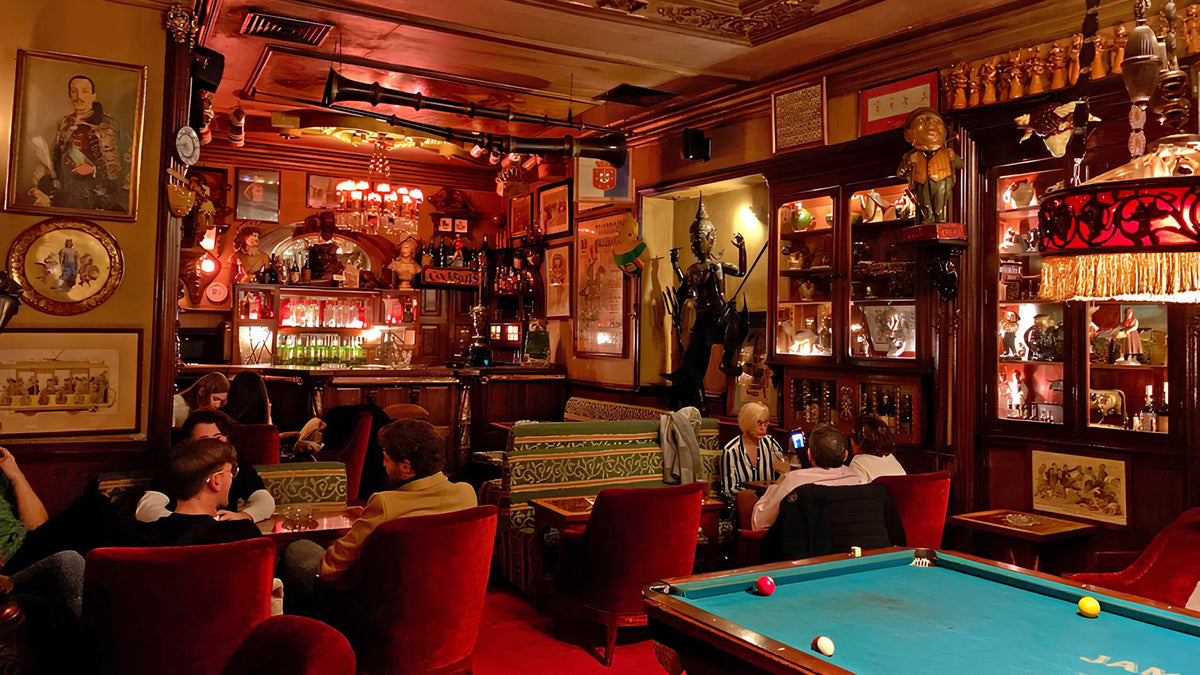Pavilhão Chinês: A Lisbon Bar Full of World War Memories