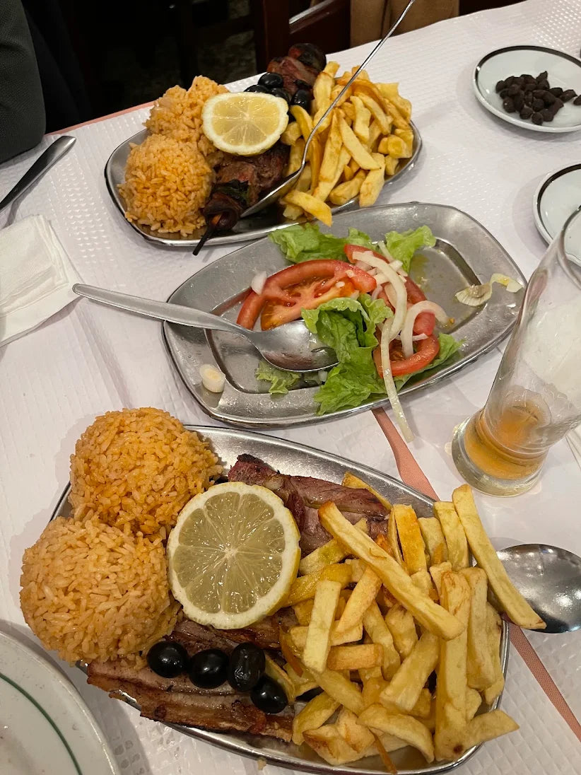 Primavera: One of the best places for grilled chicken in Lisbon